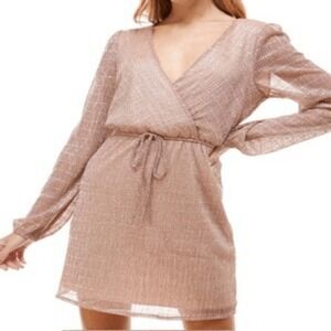 EMERALD SUNDAE Womens Gold Textured Metallic Striped Long Sleeve Surplice Neck S